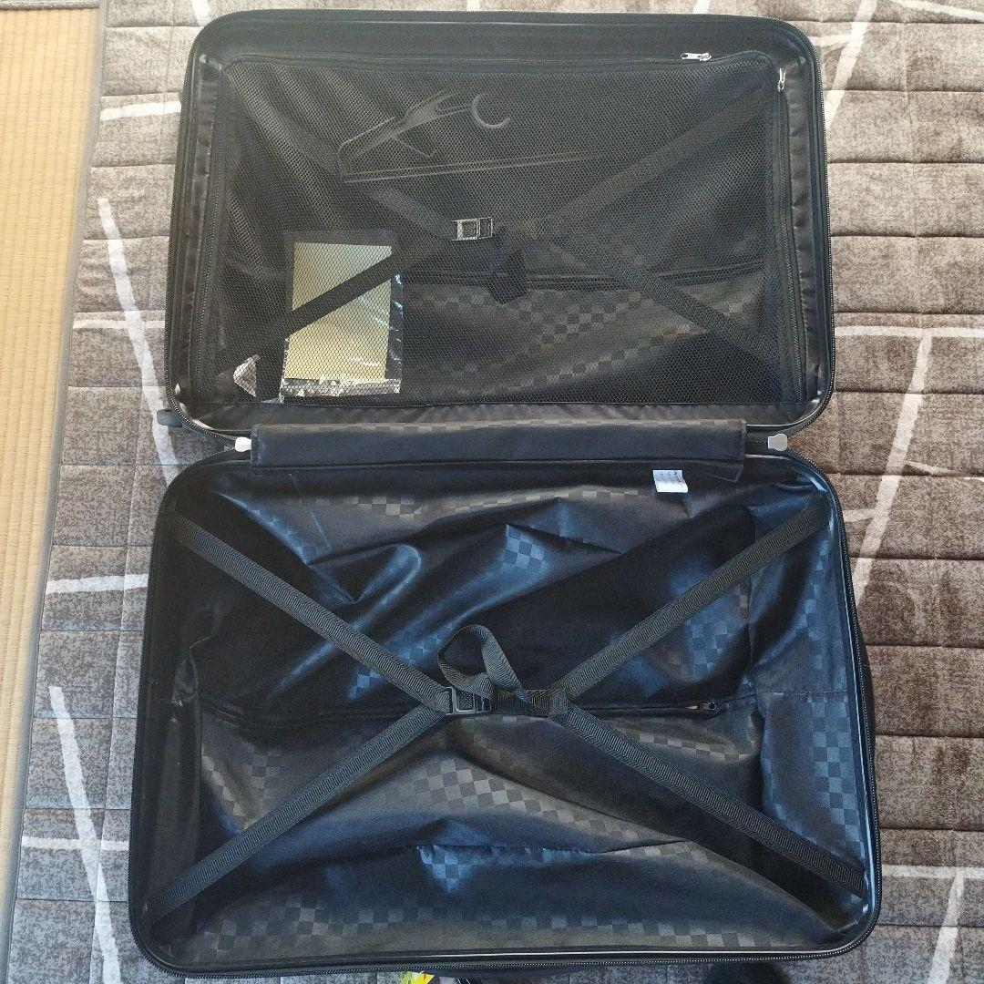 swiss mobility ブラックハードシェルキャリーケース 5-7泊用