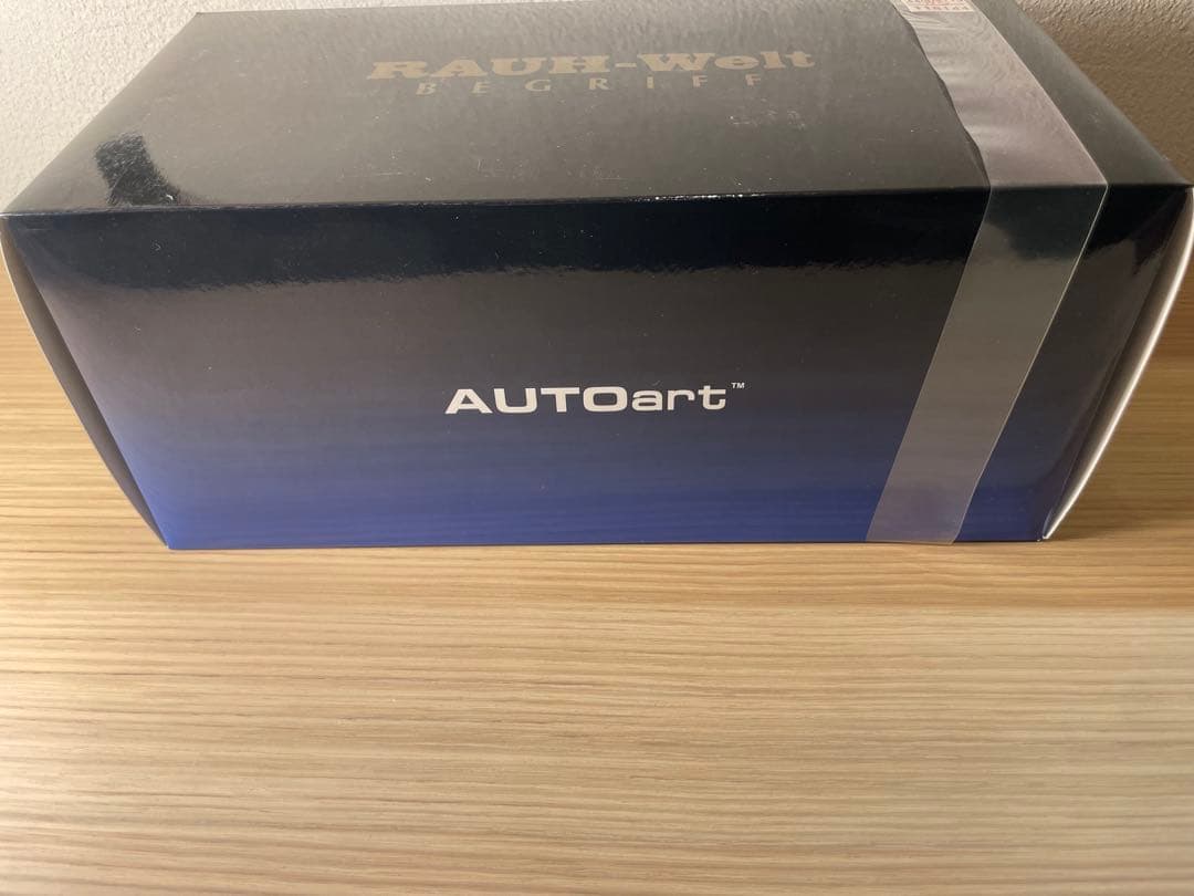 WRBポルシェ993ミニカー 1/18 スケール