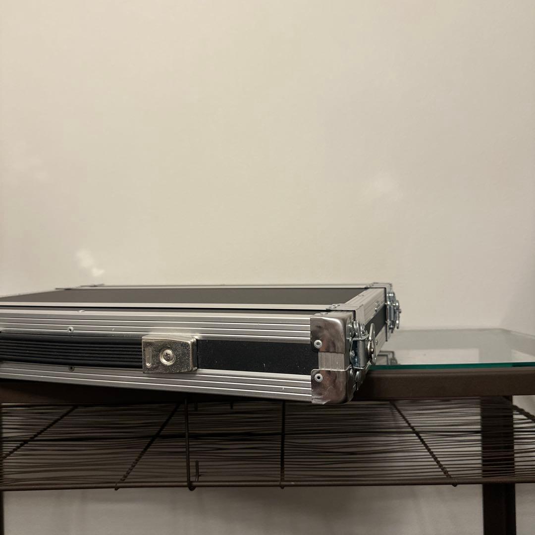 T.C. Electronic M-ONEマルチエフェクター ケース・説明書付属