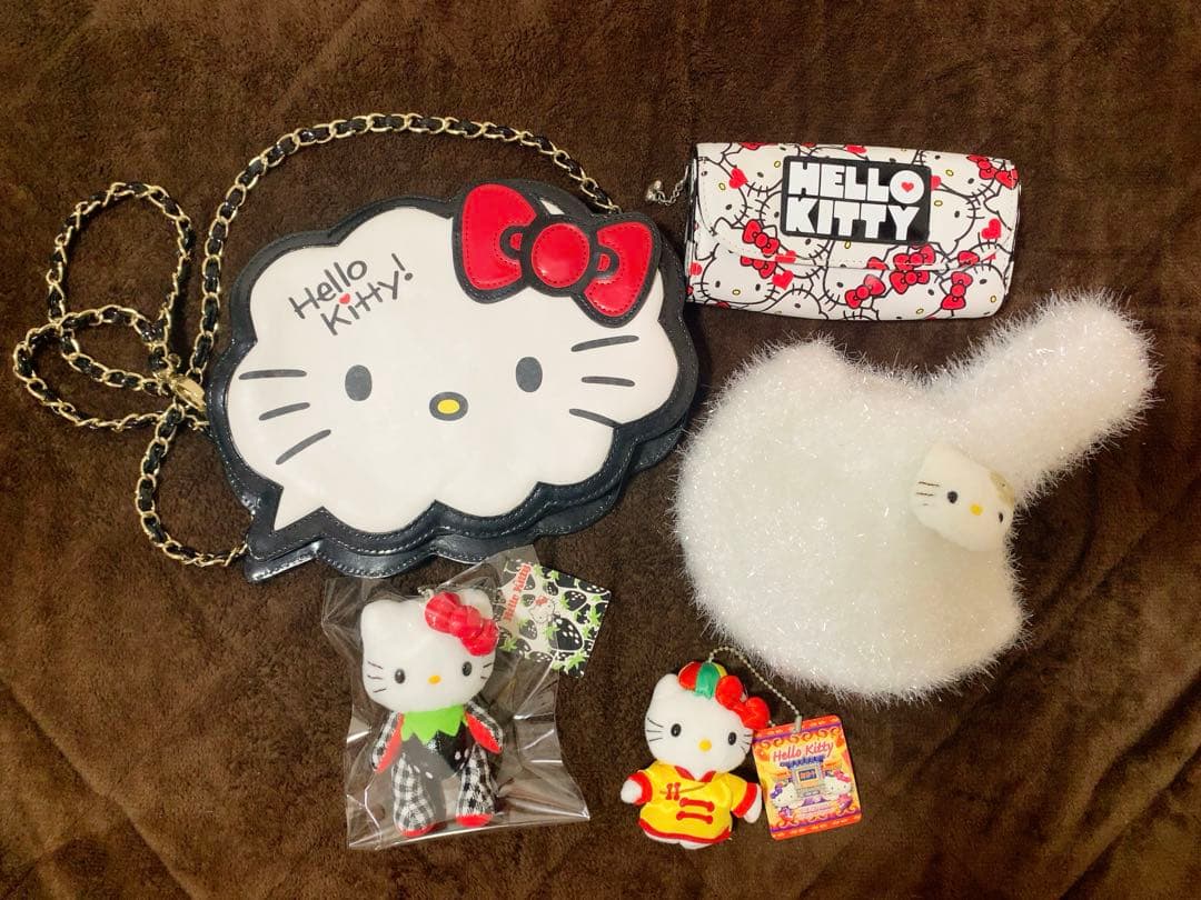 日*4様 サンリオ　HELLO KITTY ハローキティ キャラクターグッズ　ま