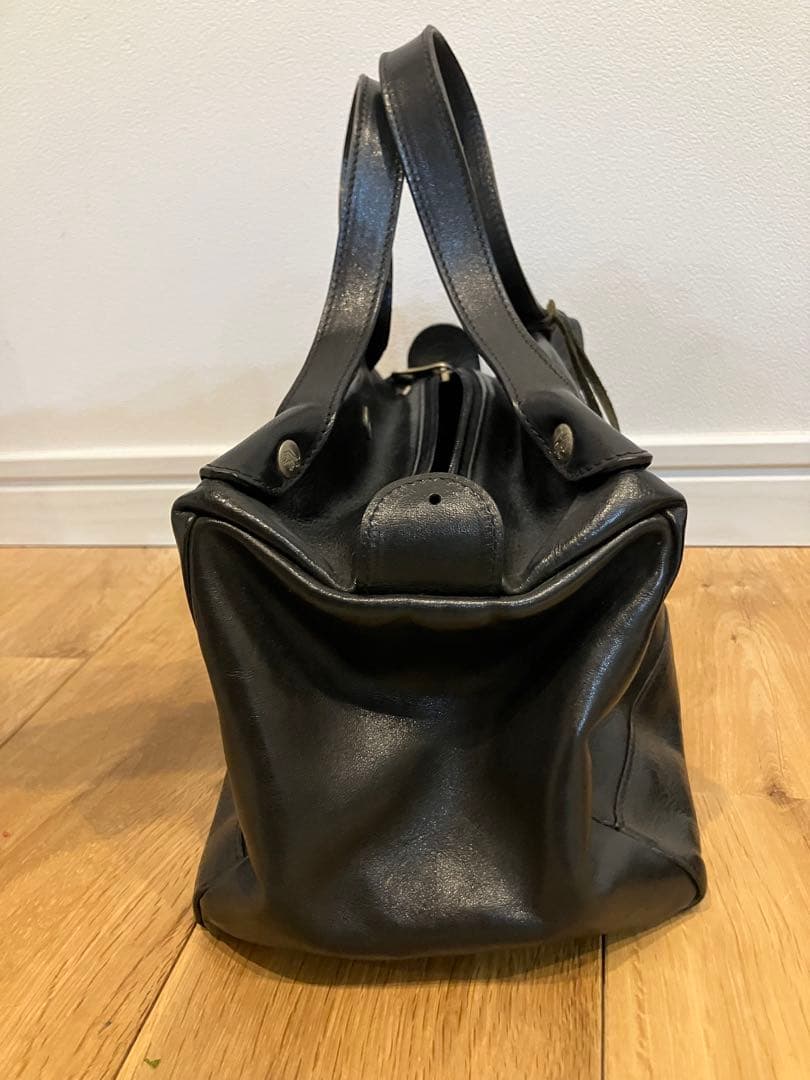 美品　イルビゾンテ　ハンドバッグ