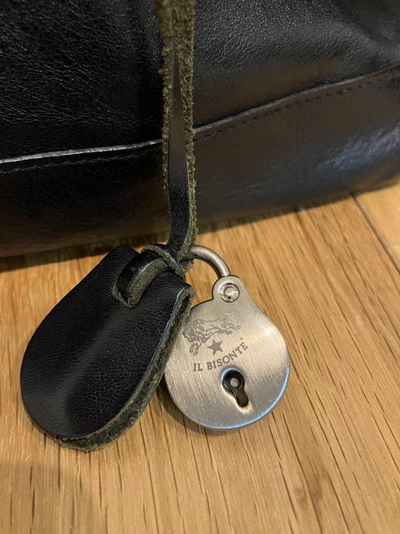 美品　イルビゾンテ　ハンドバッグ