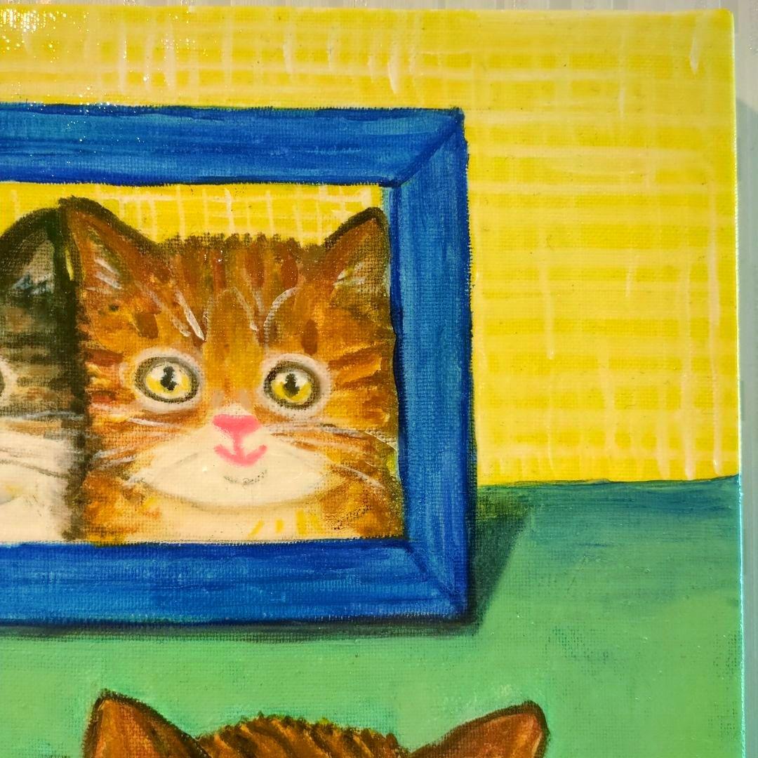 キャンバス油絵　自分の子どものころの写真を見るにゃんこたち