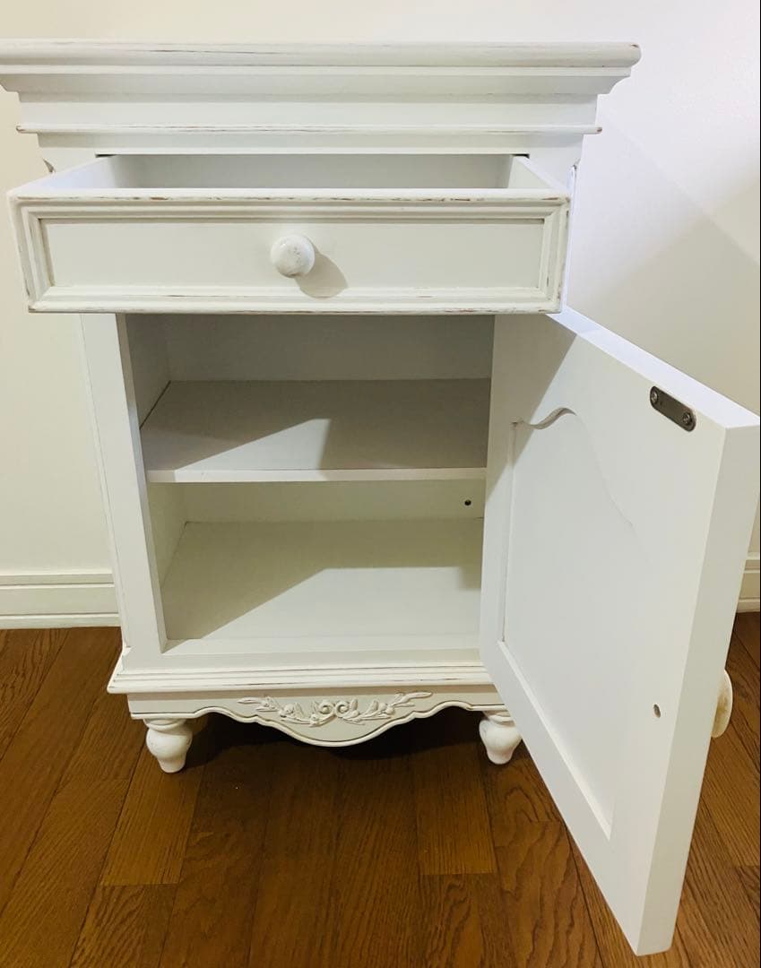 ★kino★ ベッドサイドキャビネット ホワイト