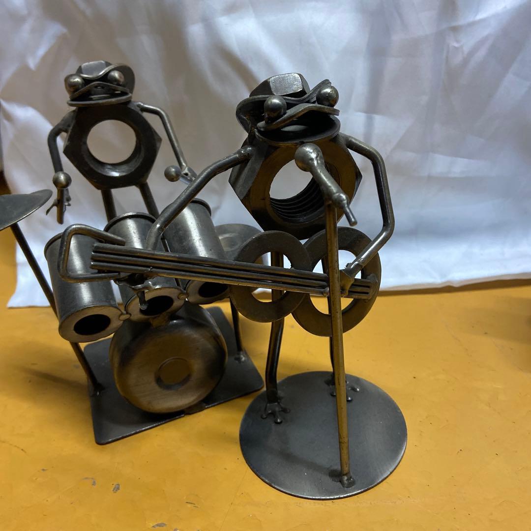 ナツトをモチーフとしたバンド