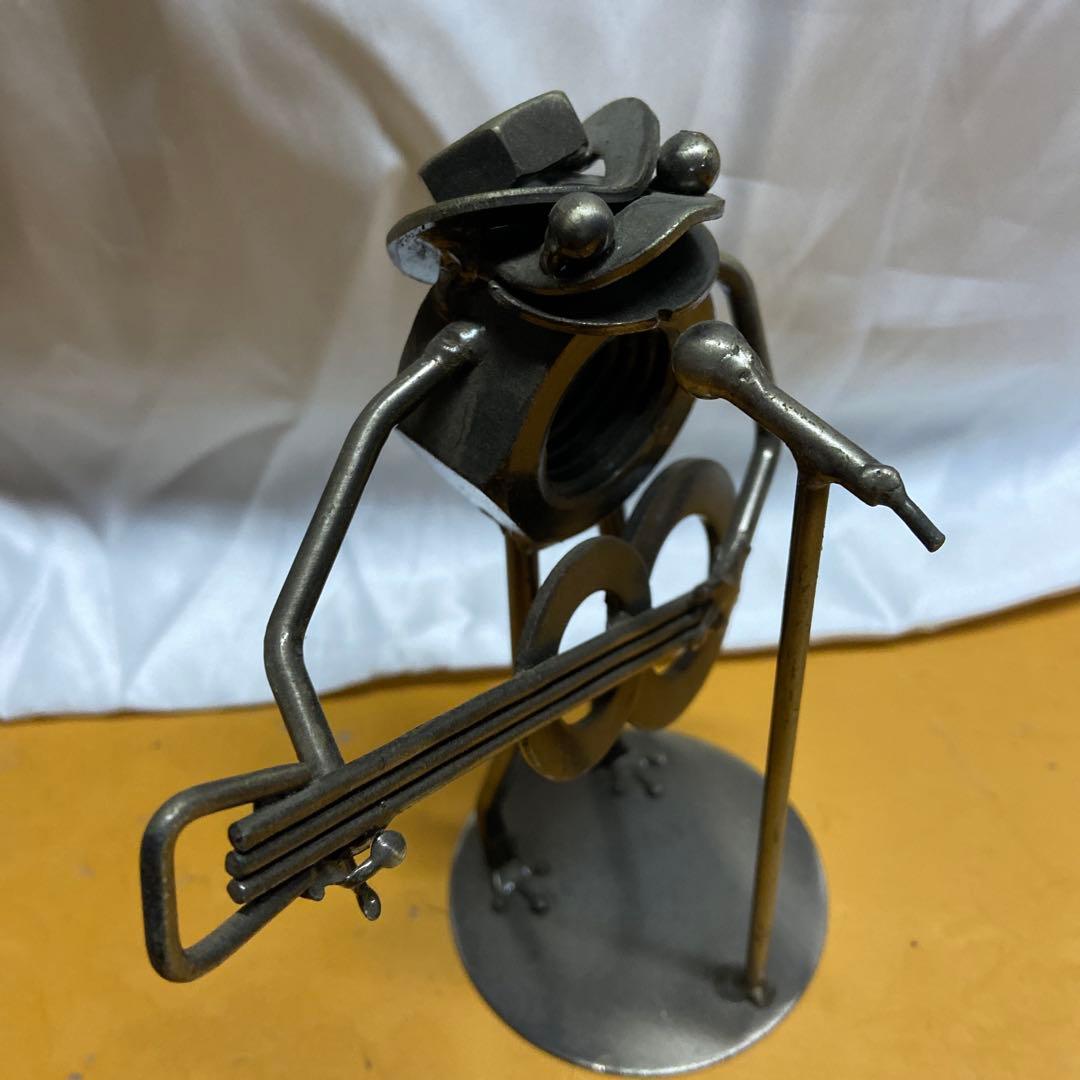 ナツトをモチーフとしたバンド