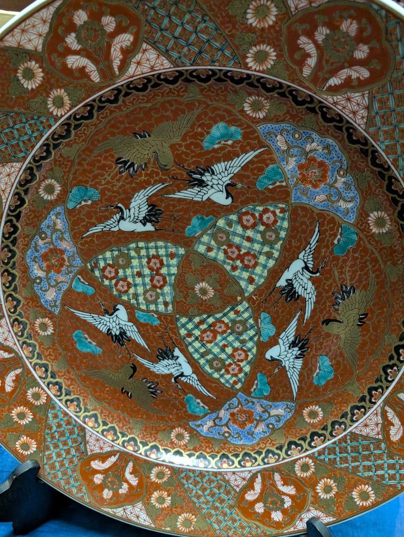 鳥鶴デザインの印籠大皿山徳窯