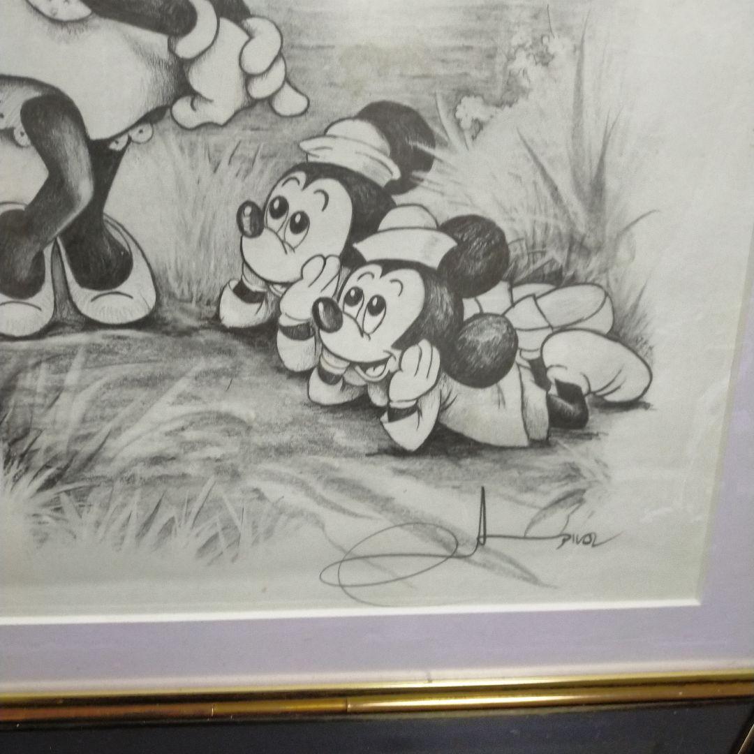 ミッキーマウスとミニーマウスの鉛筆画