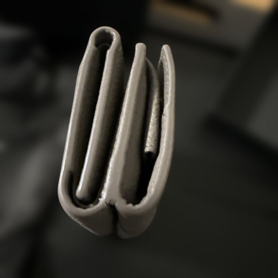 ゆうこりん YSL グレー 三つ折り財布