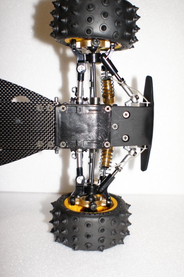 タミヤ　TAMIYA　アバンテ　シャシーのみ