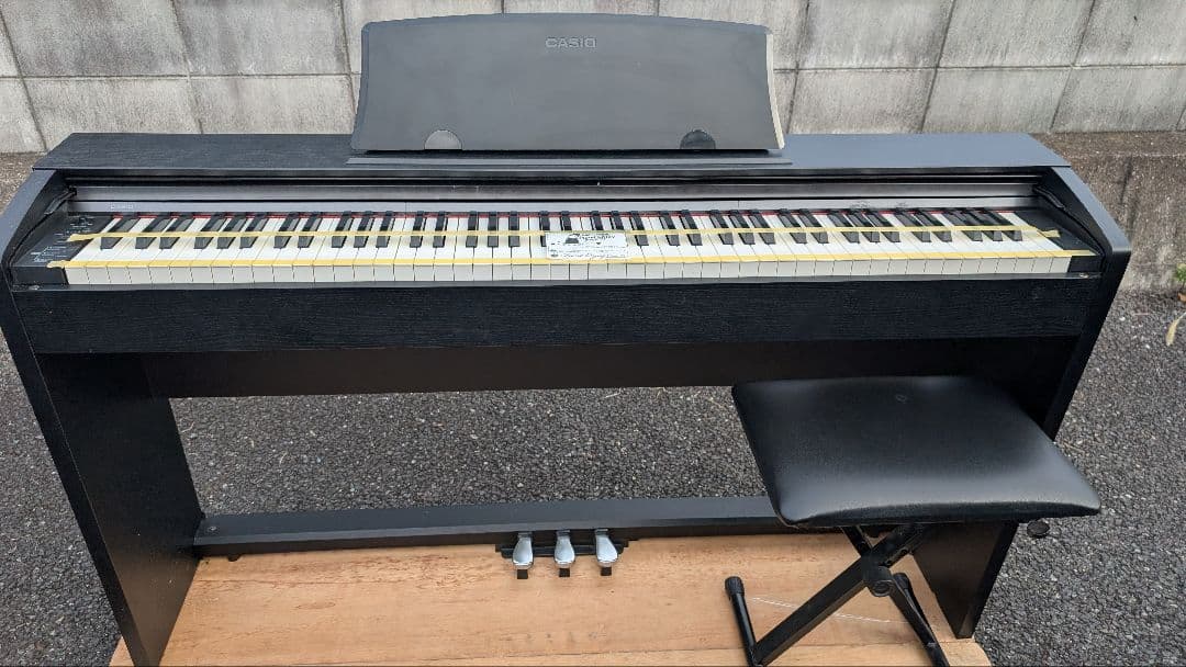 送料込み CASIO 電子ピアノ privia PX-735 2010年製激美品