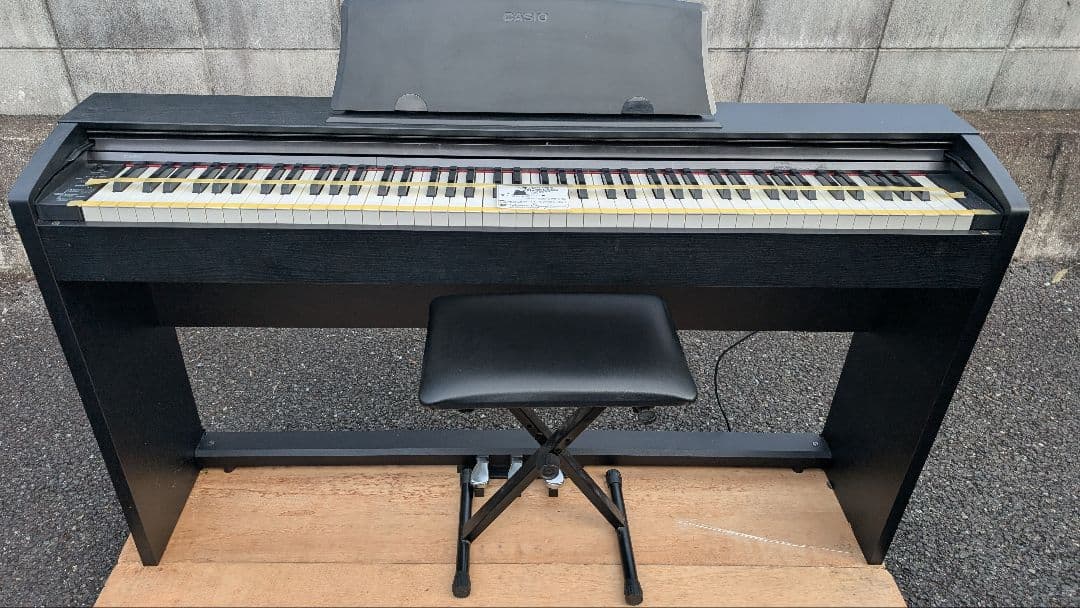 送料込み CASIO 電子ピアノ privia PX-735 2010年製激美品
