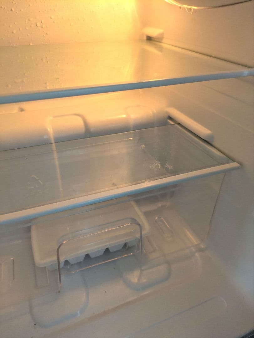 Hisense 冷蔵庫 HR-B95A 67L