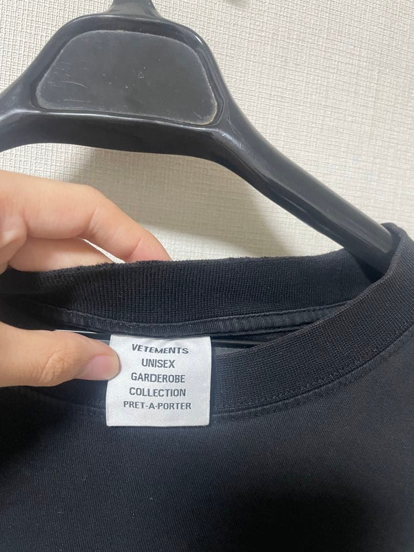 正規品　vetements Hello My Name is tシャツ