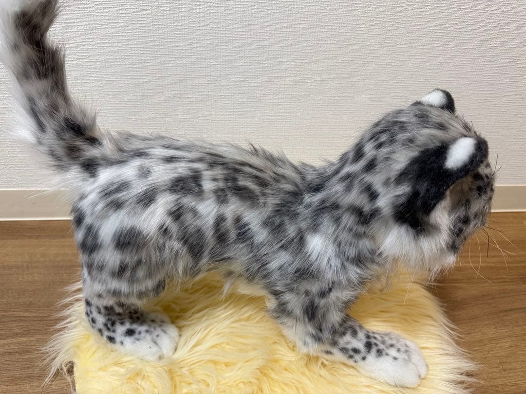 海外作家様作　アートドール　ユキヒョウの子供