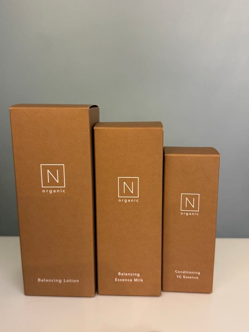 Nオーガニックベーシック　ローション 、エッセンスミルク、VCエッセンス