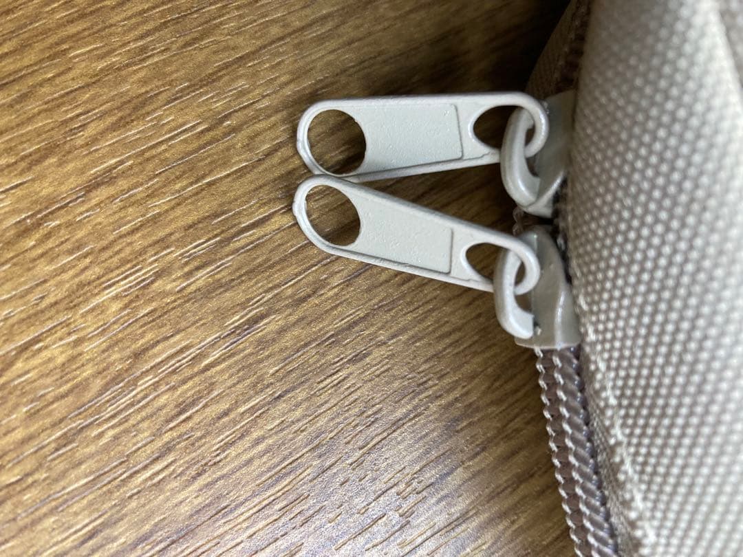 vaundy ショルダーバッグ　サコッシュ