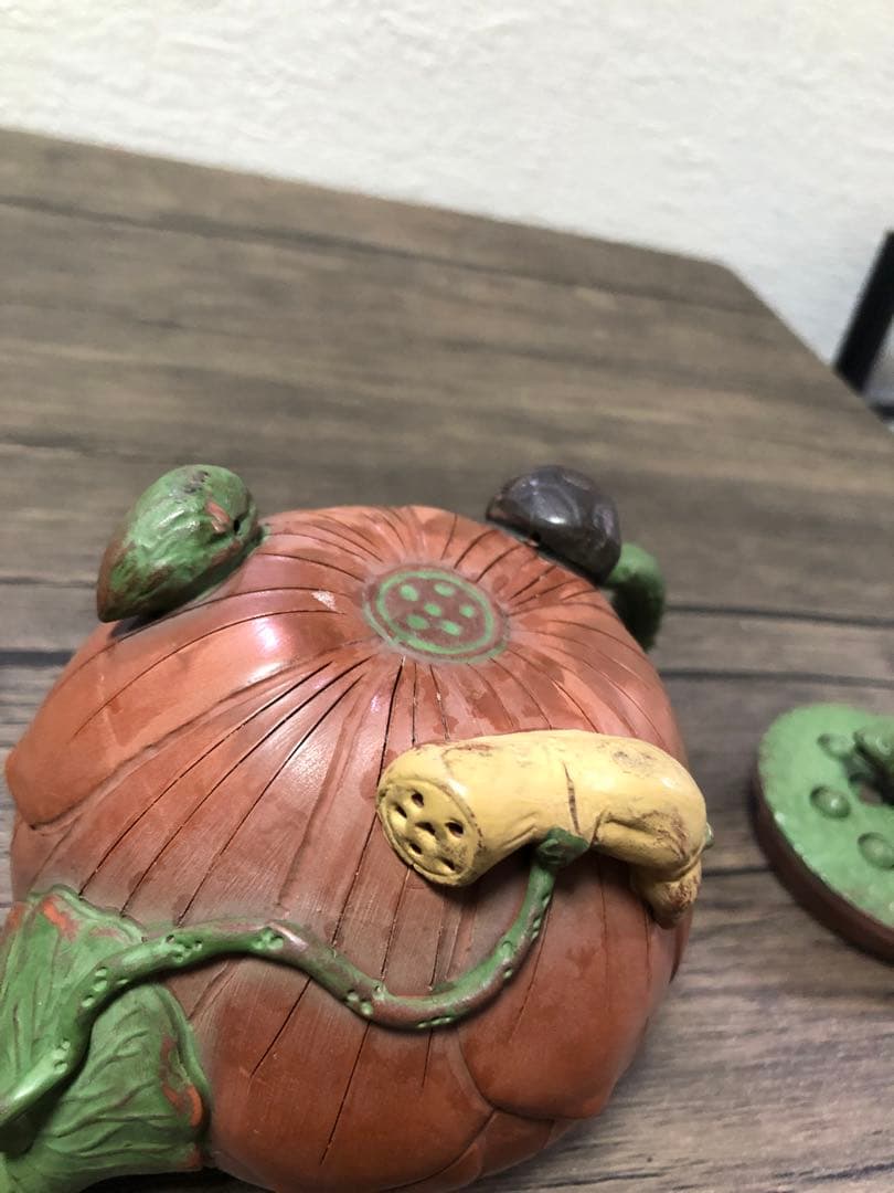 中国　紫砂　朱泥　鳥果実雕　急須　茶壷 蛙 蓮花