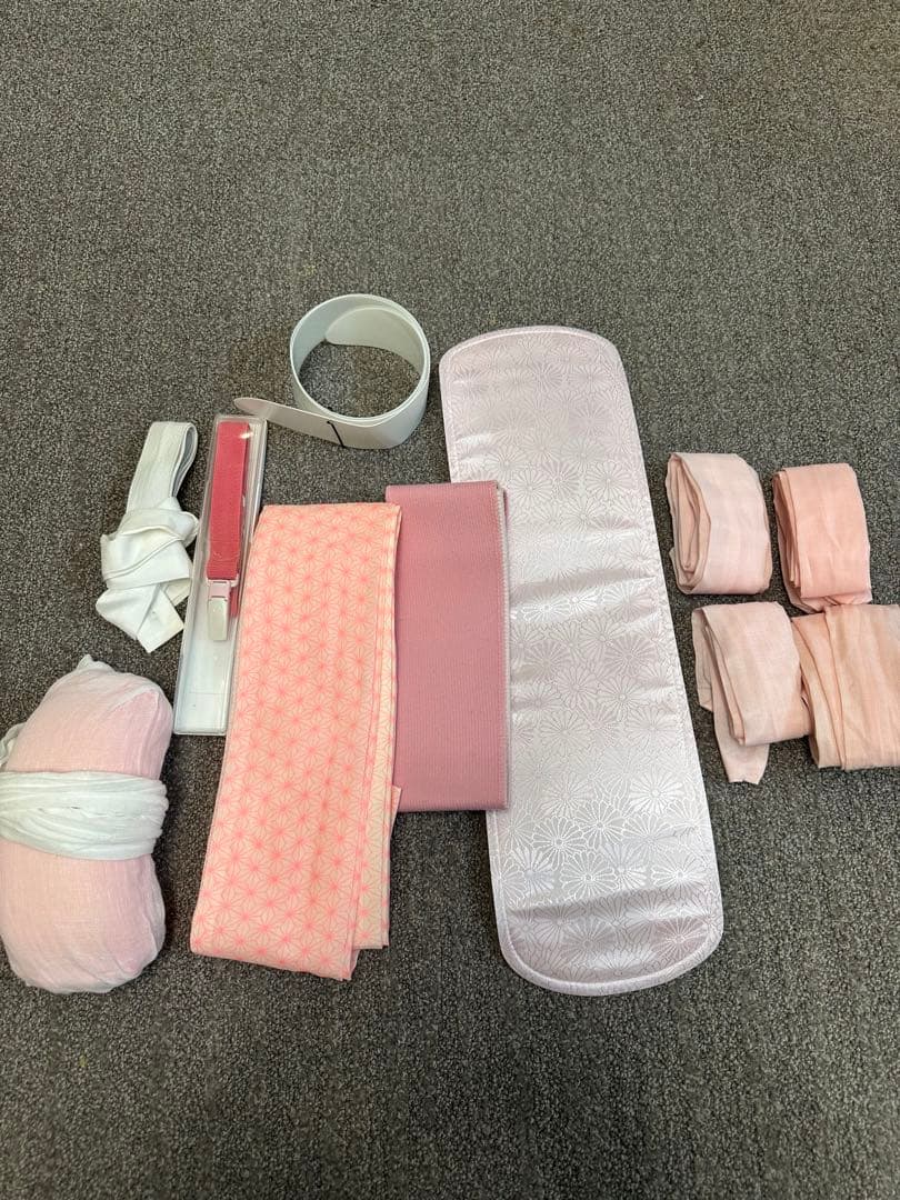 高級振袖 淡いピンクとグレーの花柄　フルセット