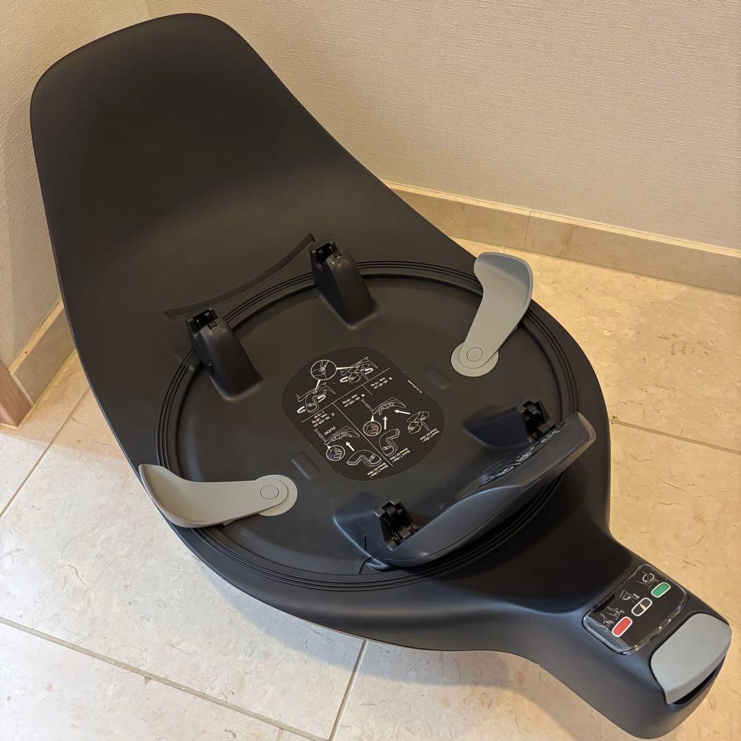 Cybex メリオカーボン(2024)クラウドT i size ベース付き