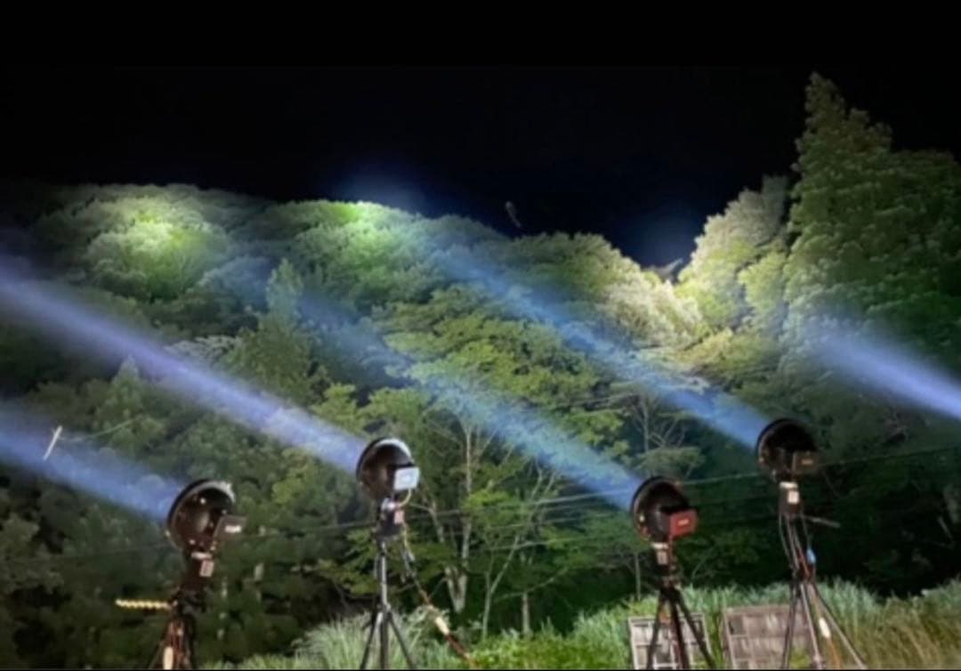 爆光 新品 強力 HID7インチ 100W程度　紫外線強化バルブ 灯火採集に！