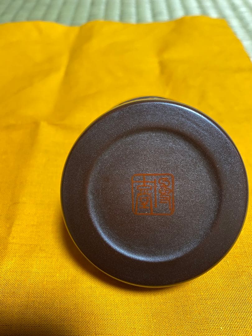 鎌倉彫　博古堂　香合　屈輪唐草