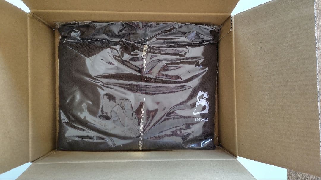 【新品未使用】MILESixTONES SixTONES パーカー 2026