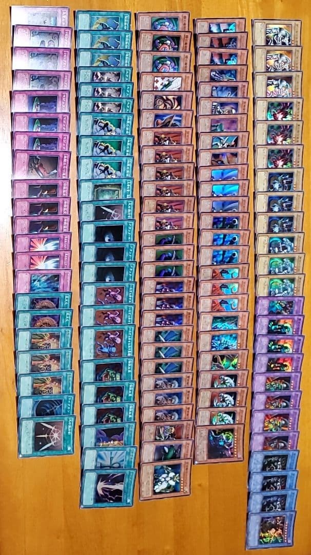 遊戯王　スーパーレア以上まとめ売り　900枚以上　全日版　再録無し　新年特別価格