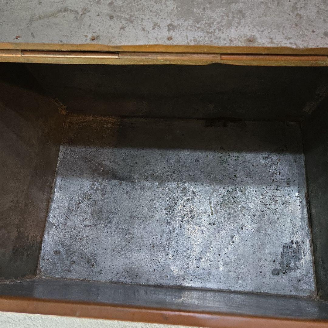 ブラスさん専用です　銅製箱　古民具　銭函　銭箱　千両箱　銅製金具　ボテ箱