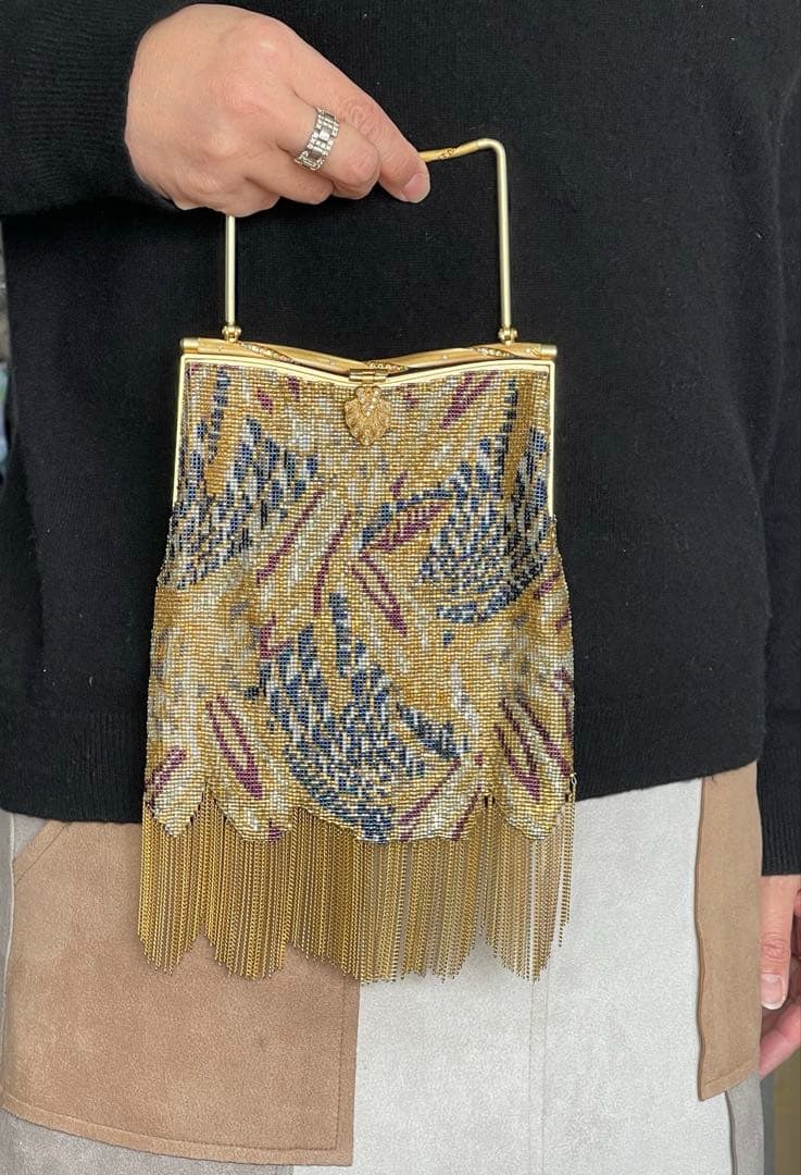 delicat ビーズ織り 花柄 パーティーバッグ フリンジ付き