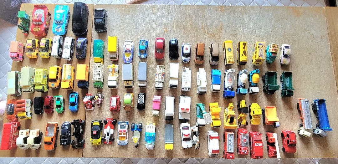 トミカとミニカー 87台セット