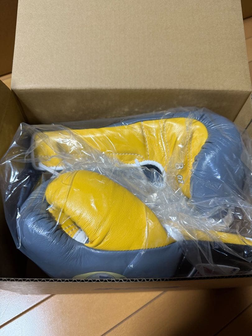 [井上尚弥］Winning ボクシンググローブ 8oz グレー/イエロー