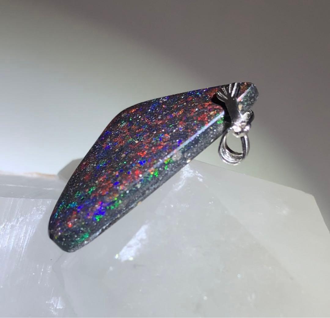 ★ジャスパー★ ★激レア★ ブラックマトリックスオパール　ペンダントトップ