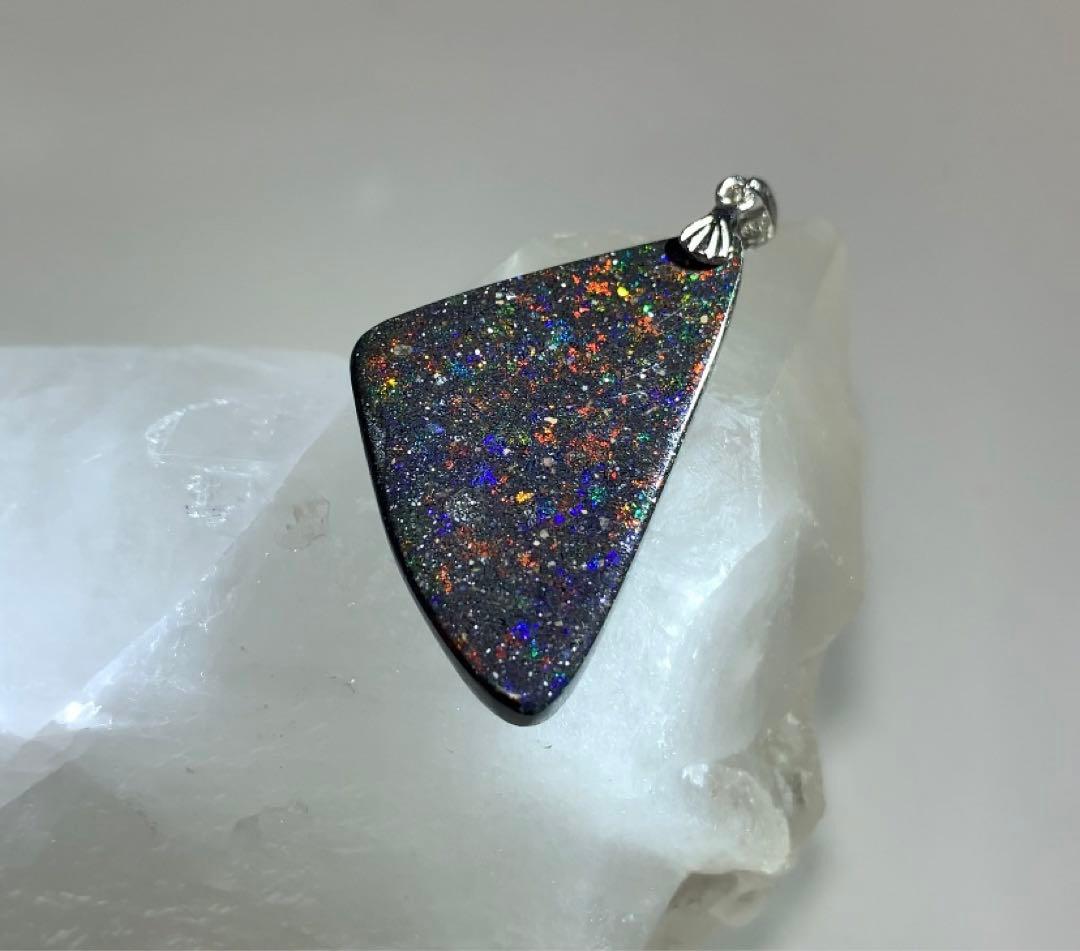 ★ジャスパー★ ★激レア★ ブラックマトリックスオパール　ペンダントトップ
