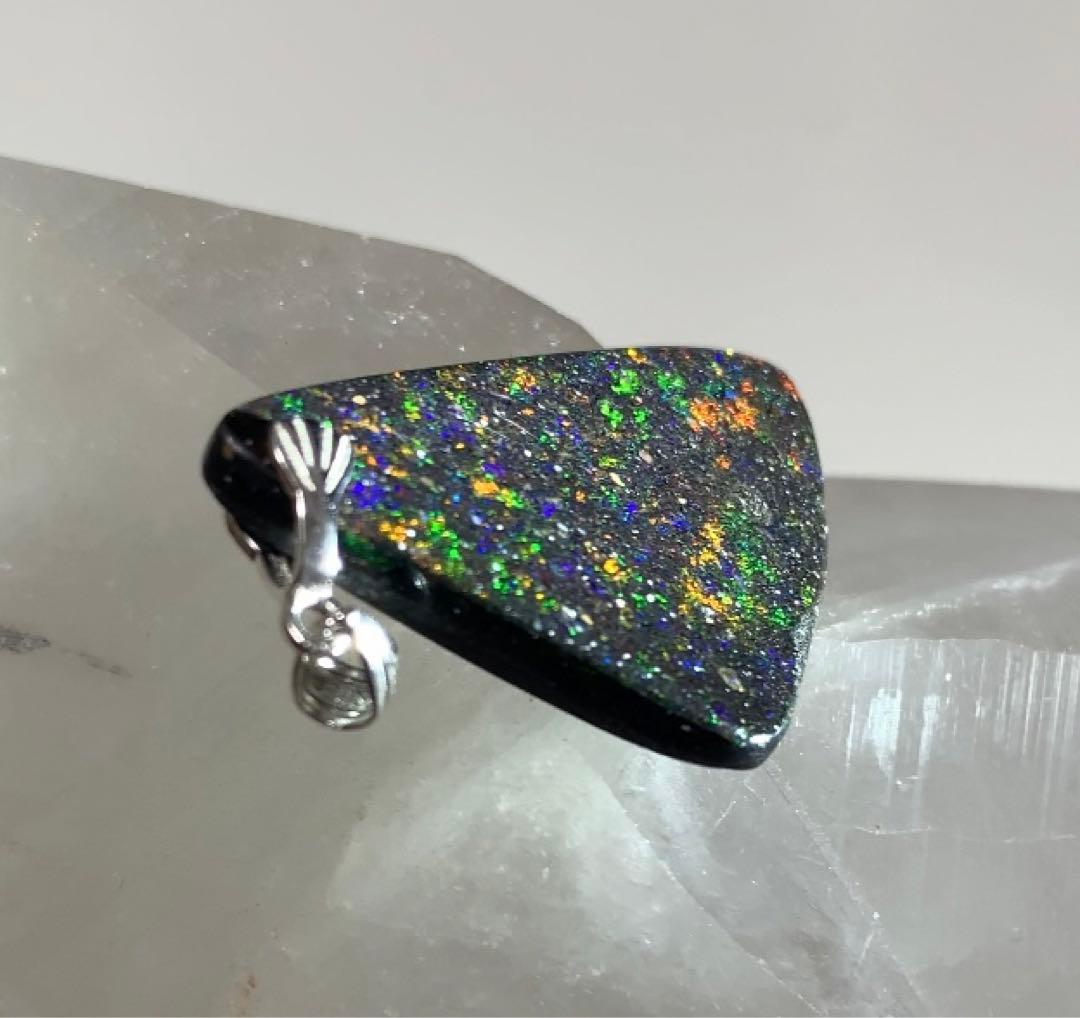 ★ジャスパー★ ★激レア★ ブラックマトリックスオパール　ペンダントトップ