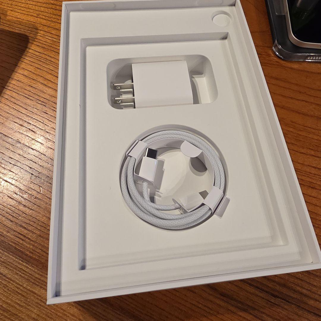 【保証付き】iPad mini第7世代(A17Pro)+専用ケース