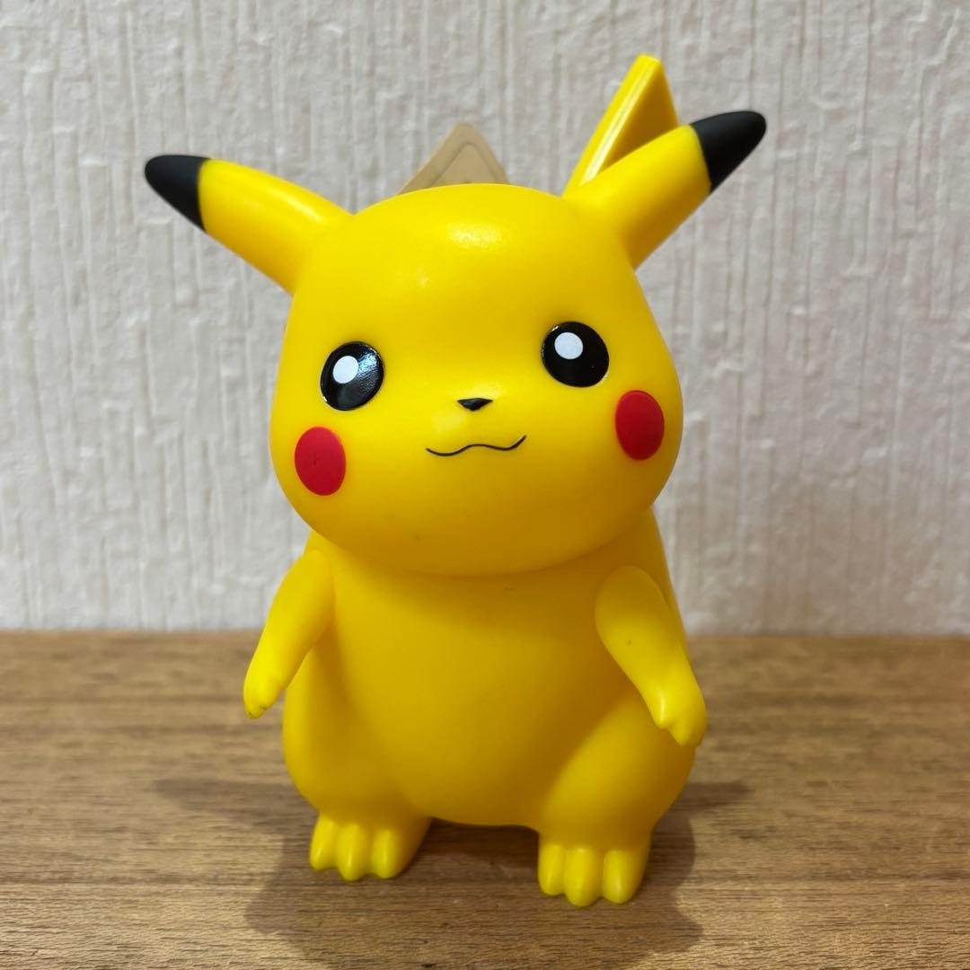 1998年 ポケモンデラックスフィギュアコレクション 01 ピカチュウ TOMY