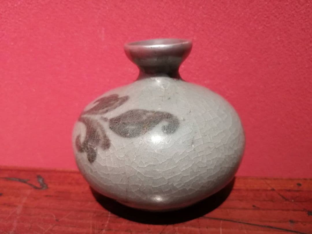 12世紀　高麗青磁の油壷　箱付き