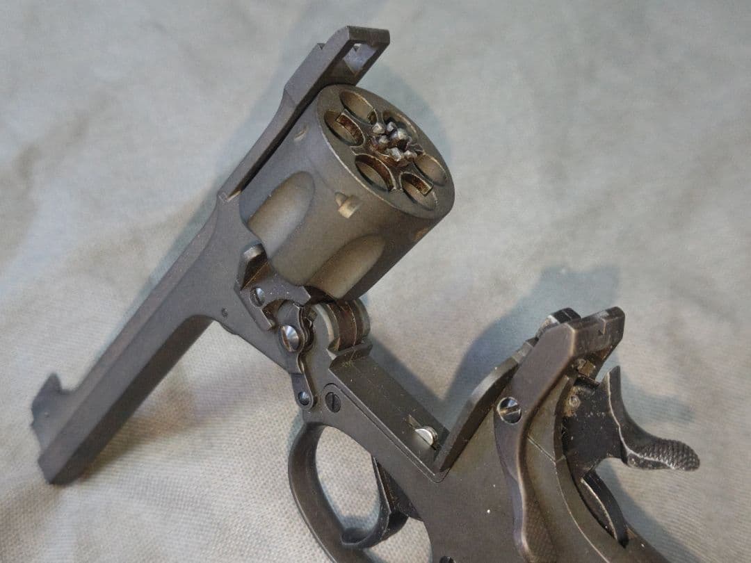 マルシン　樹脂製モデルガン　エンフィード アイアンフィニッシュ　木製グリップ