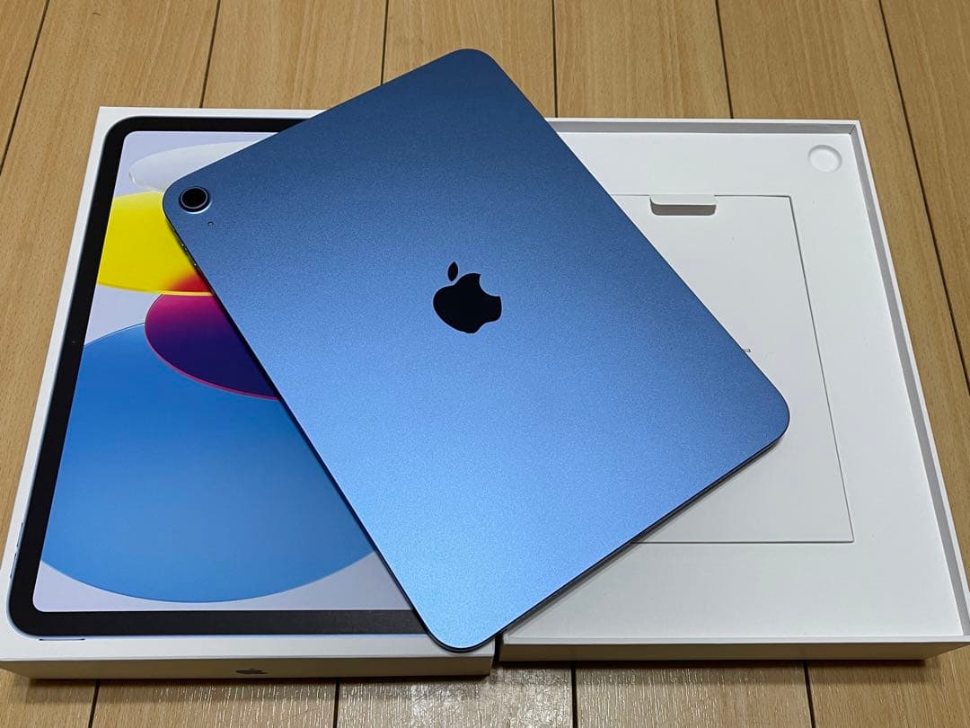 【超美品】Ipad第11世代 128GB Wifi モデルキーボードとカバー付き