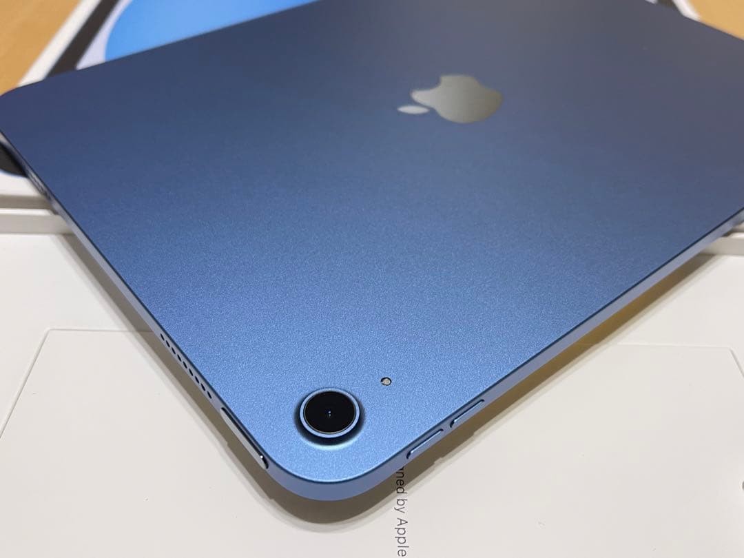 【超美品】Ipad第11世代 128GB Wifi モデルキーボードとカバー付き