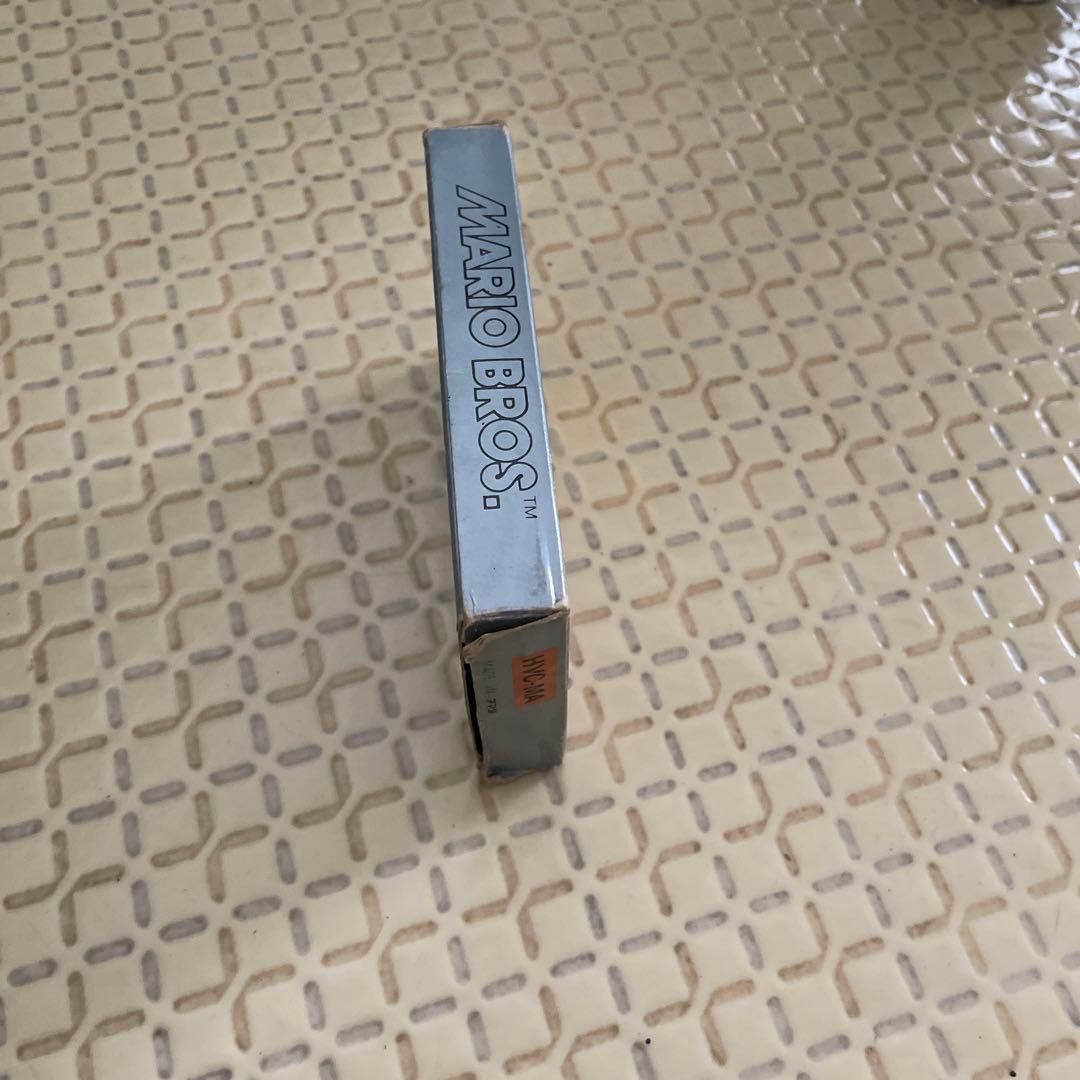 ファミコンカセット実物大消しゴム　マリオブラザーズ