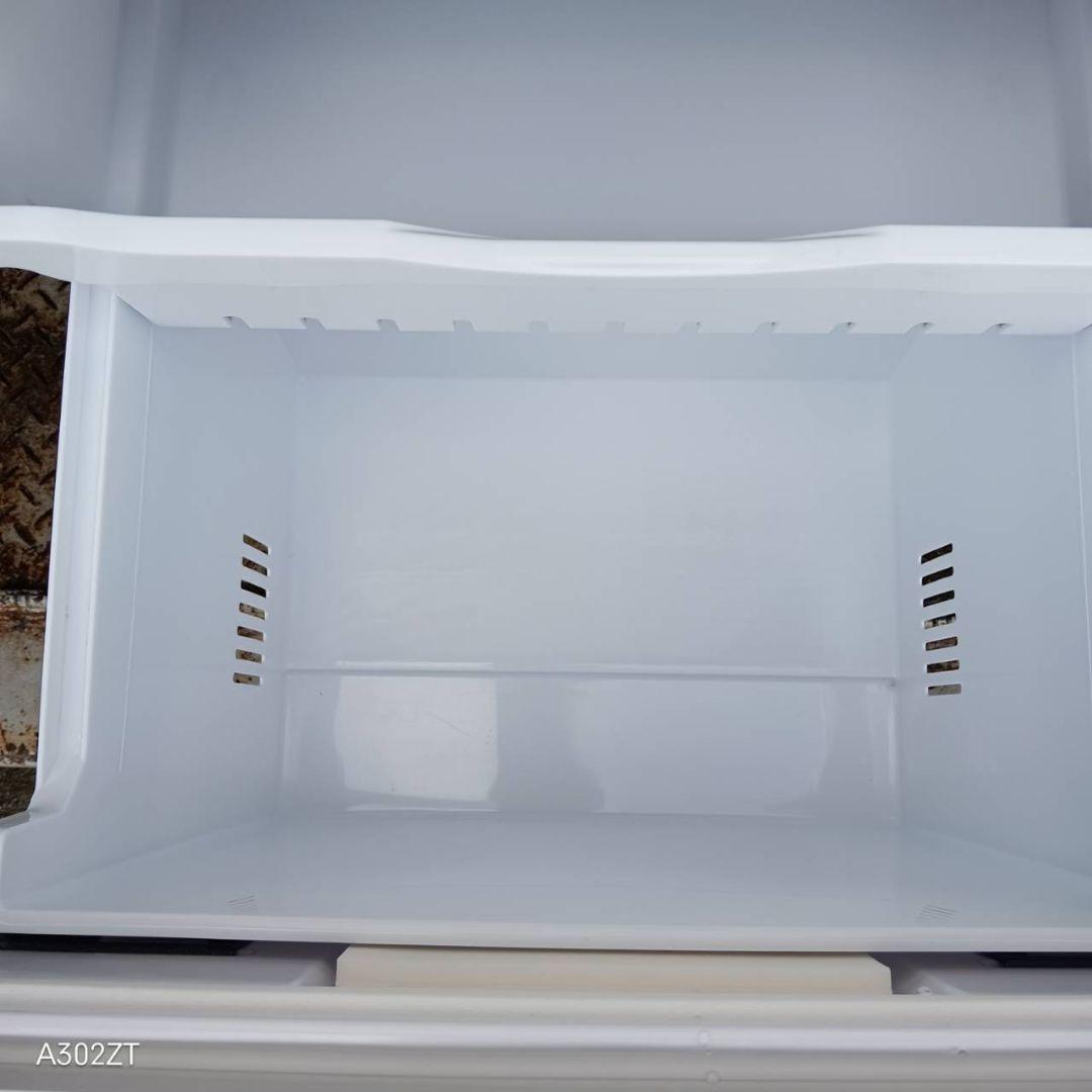 1026送料設置無料　日立　最新モデル　大型冷蔵庫　265L