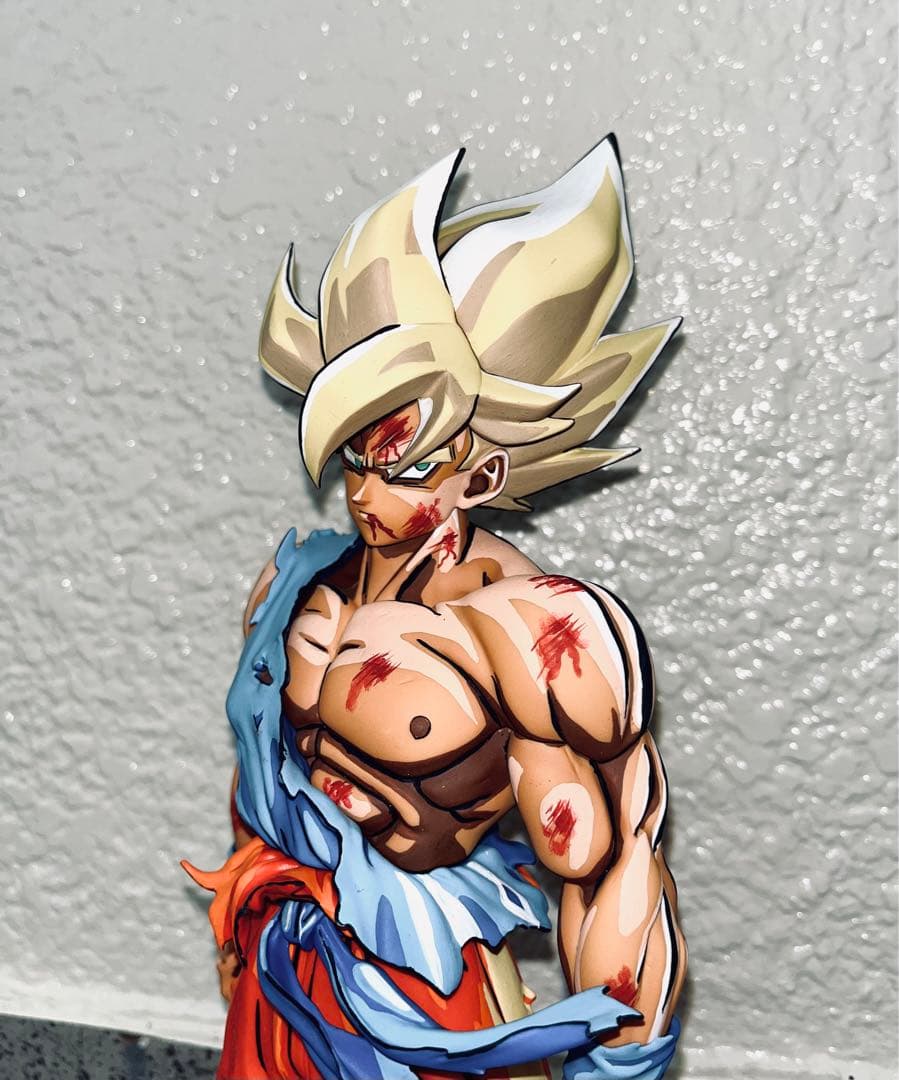 ドラゴンボールフィギュア 伝説の超サイヤ人 孫悟空 リペイント 磁石付き