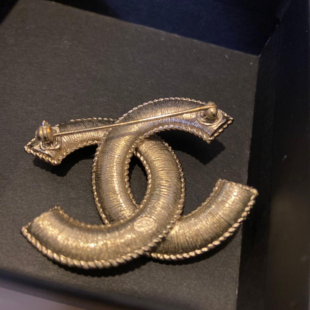 シャネルCHANEL ブローチ
