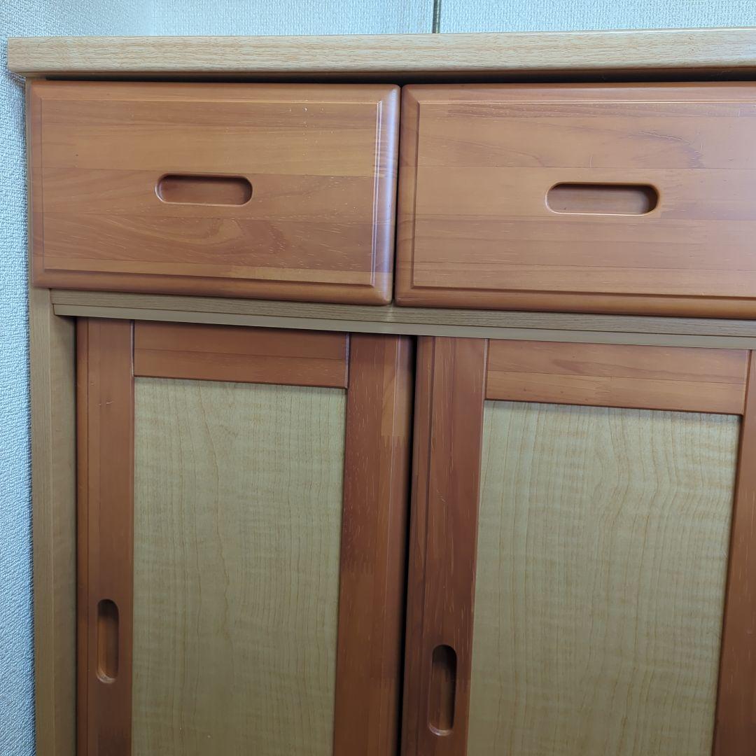 カウンター下引き戸キャビネット