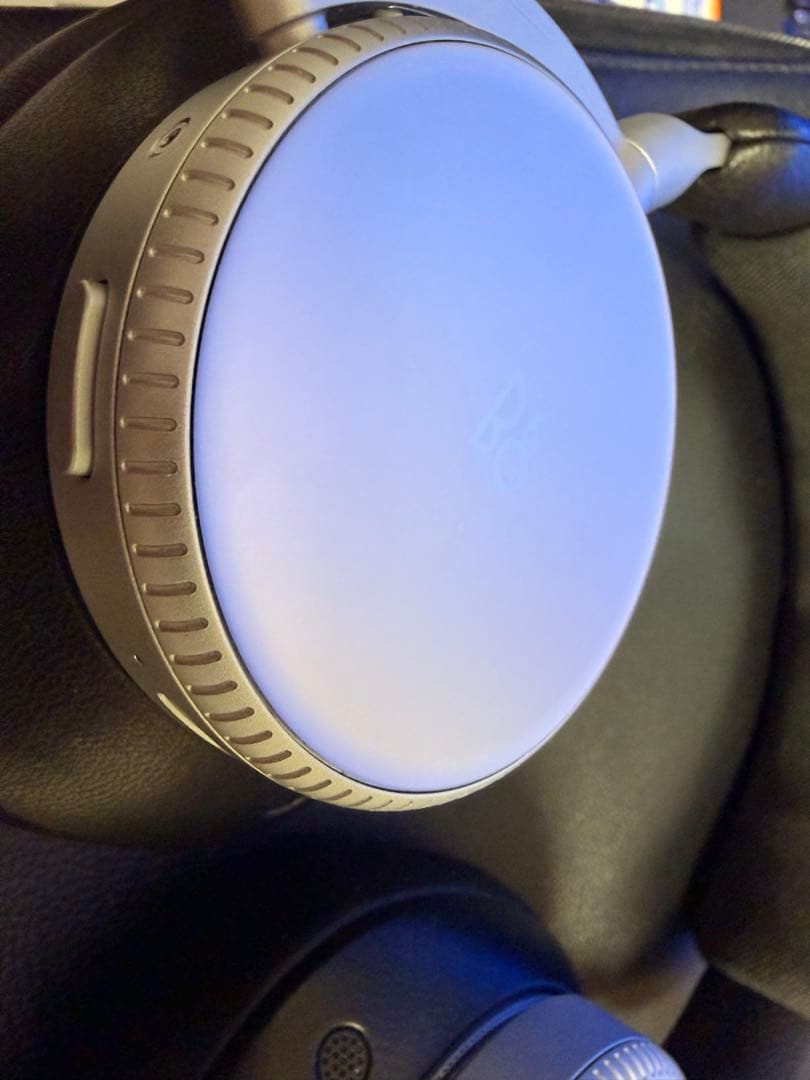 ヘッドホン beoplay h100