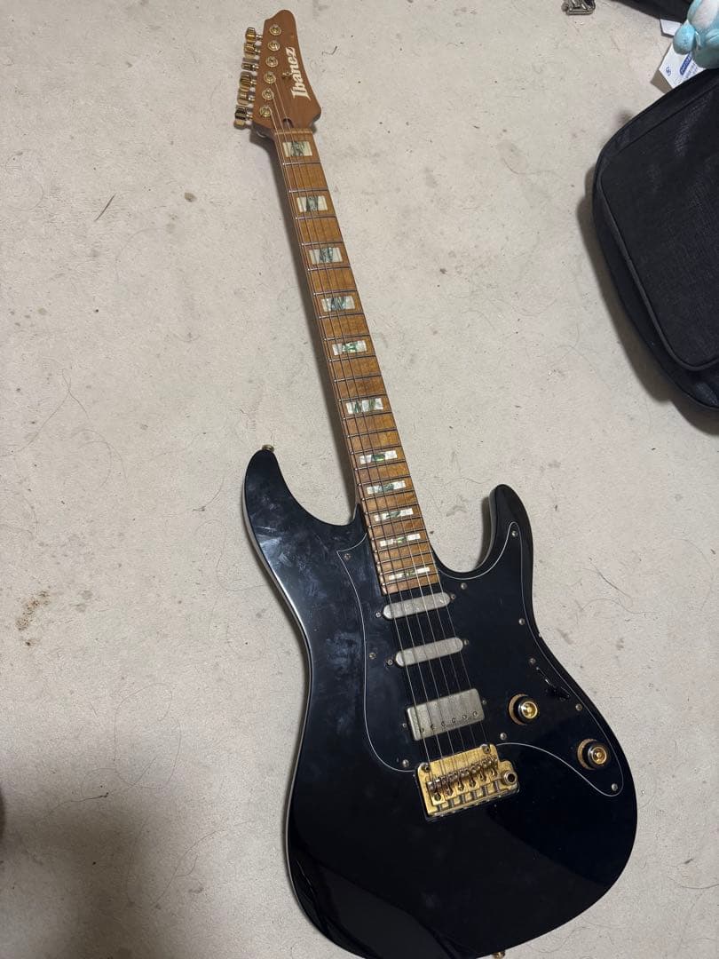 ギター Ibanez AZ THBB10