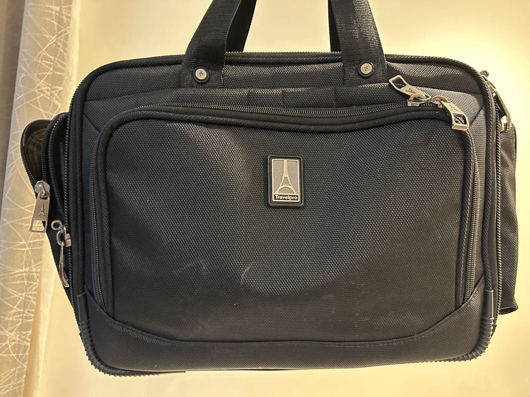 Travelpro 黒 クルー用トラベルバッグ　Flight tote