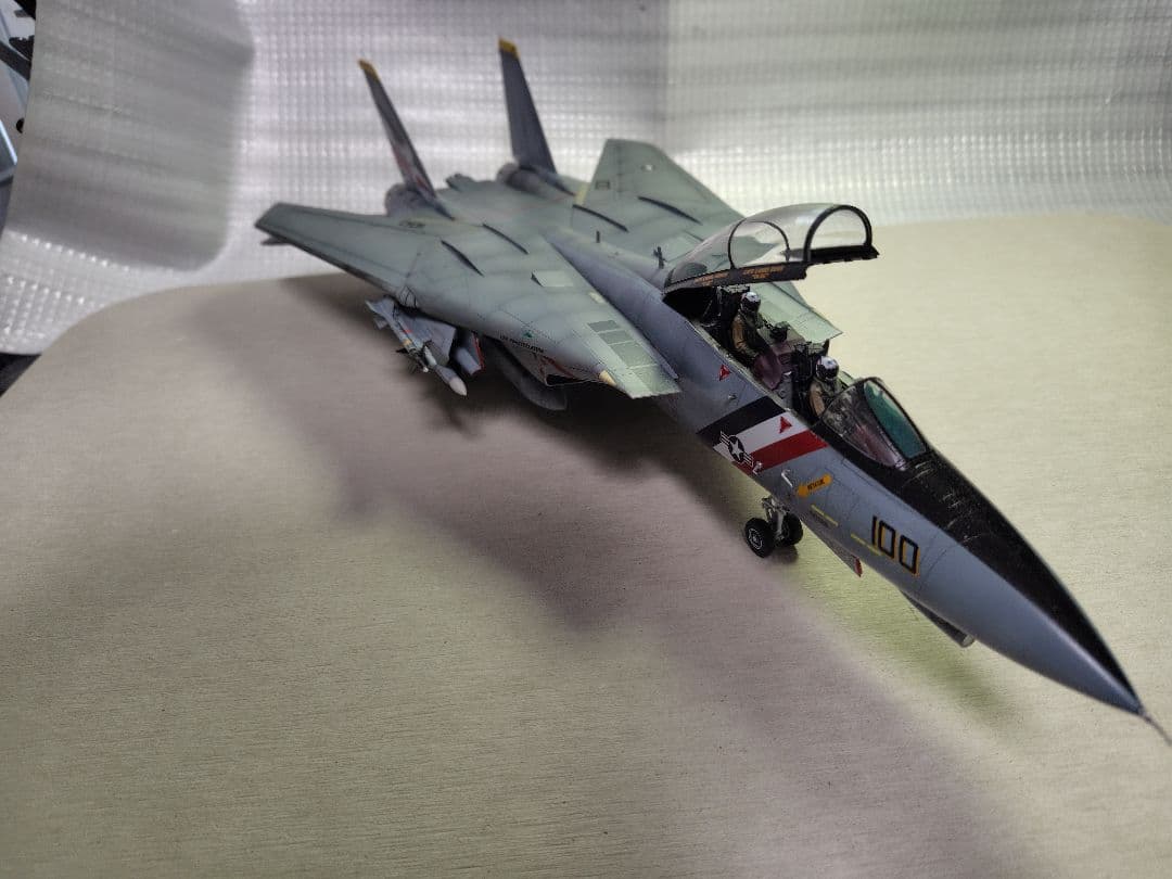タミヤF-14 Dトムキャット 1/48VF−2バウンティ ハンターズ模型完成品